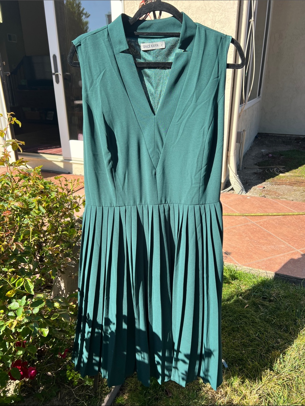 Grace Karin Dark Emerald Green Pleated V-Neck Midi Dress